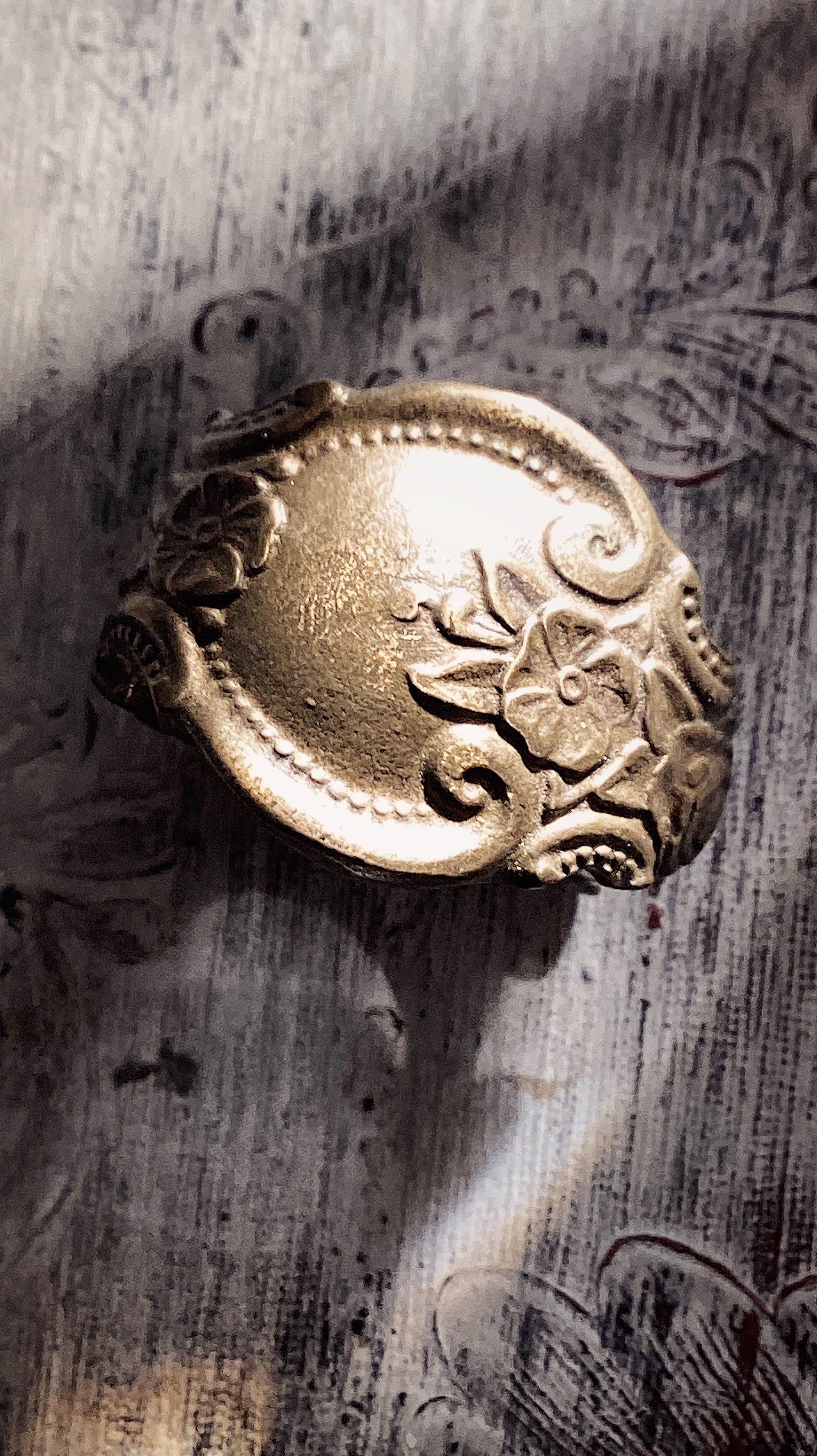 O.A.C brass Spoon ring 真鍮　スプーンリングDesign古 Brass Spoon Ring – The Polska Traveller